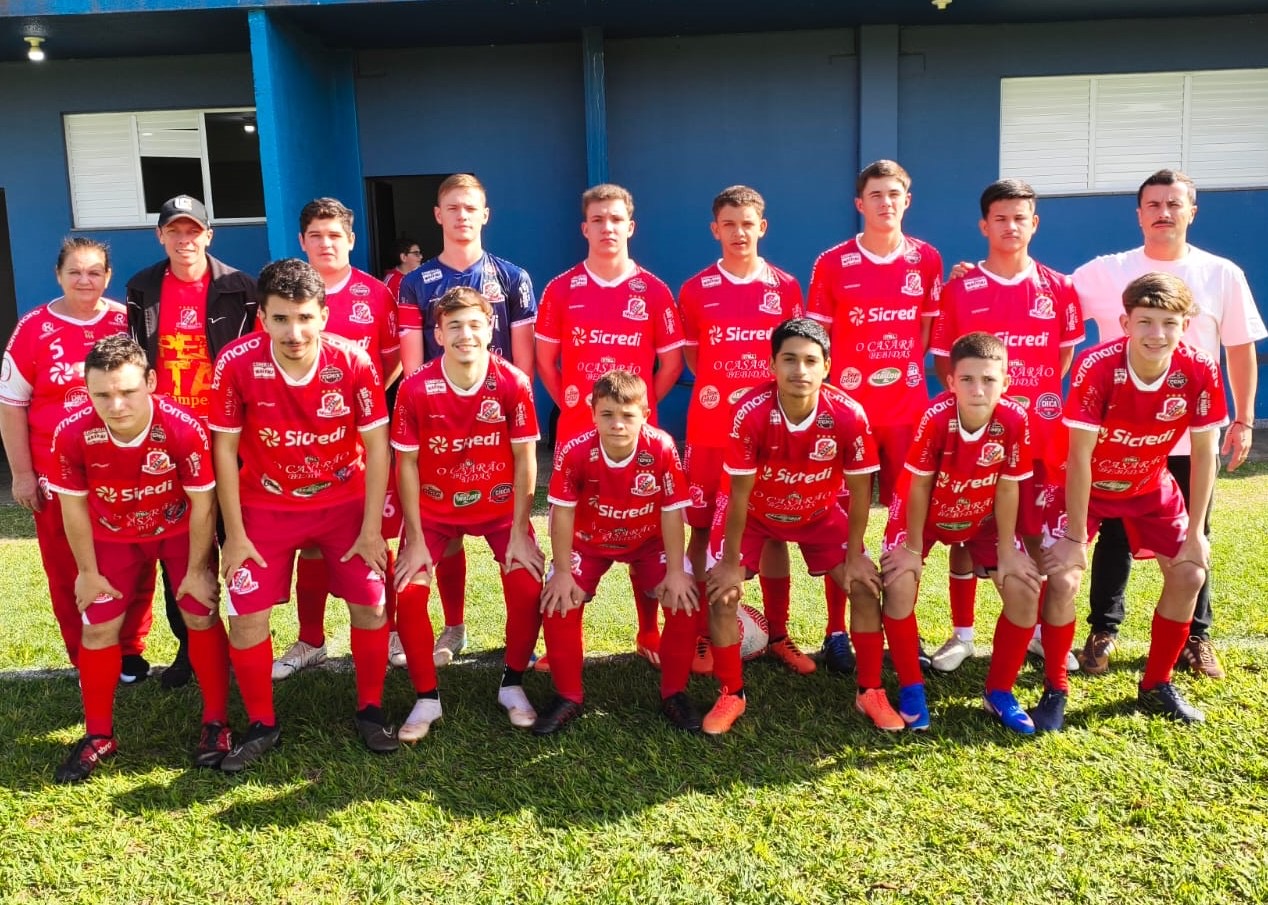 Real vence São Clemente e dispara no Amador Sub-20