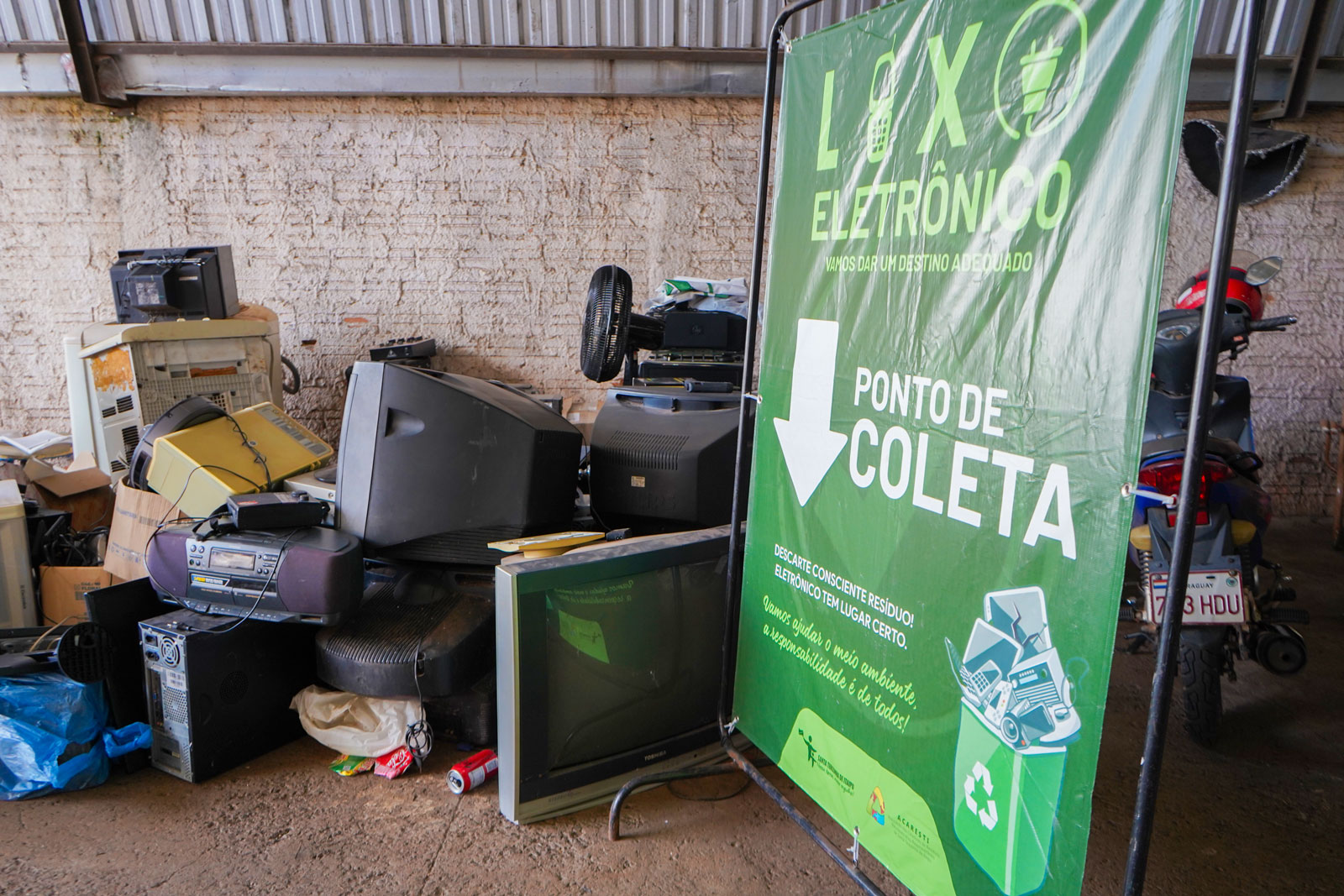 Descarte de lixo eletrônico: campanha em Santa Terezinha