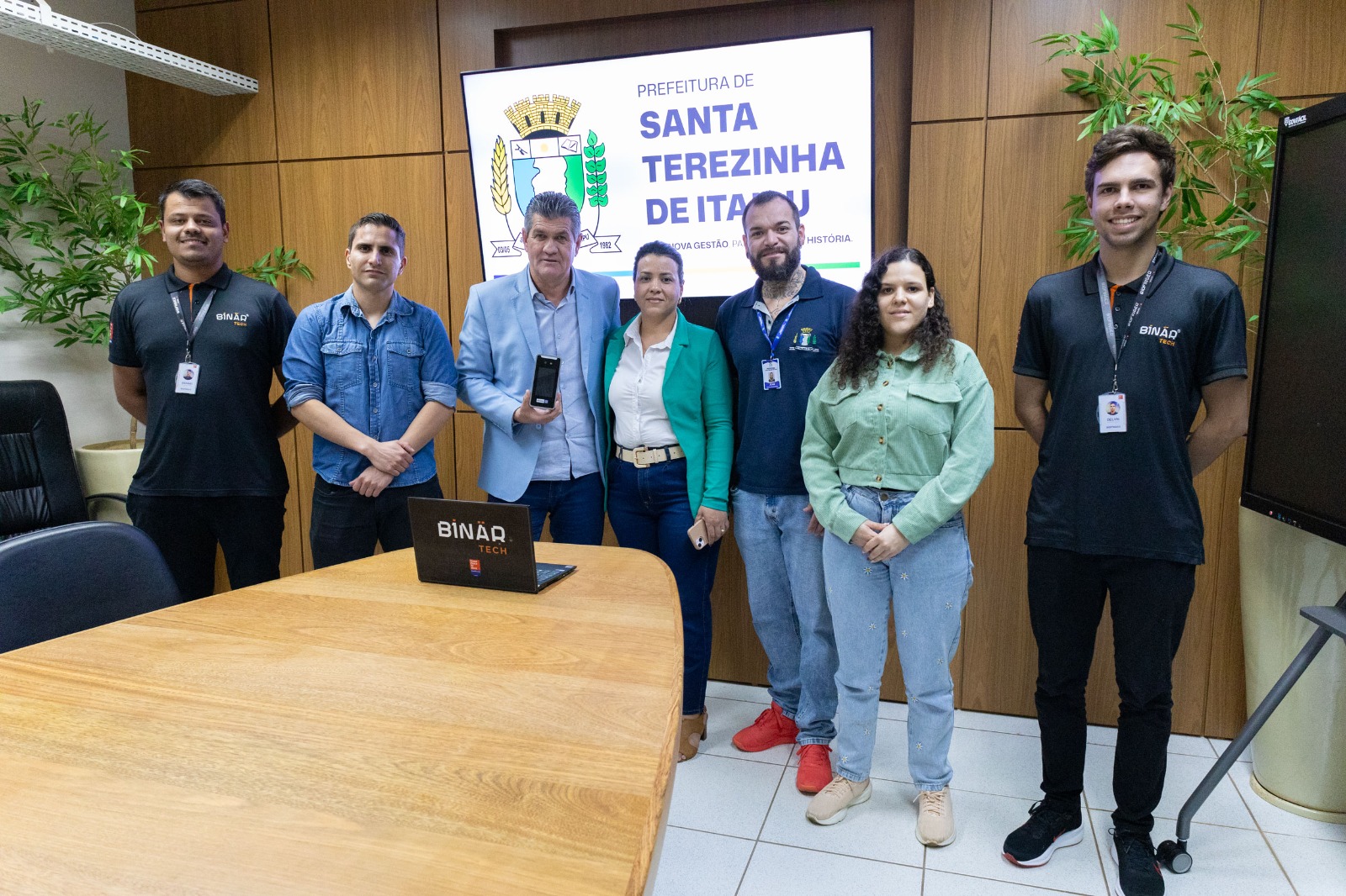Ponto por reconhecimento facial avança em Santa Terezinha