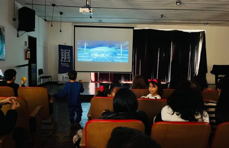 Férias escolares: Biblioteca de Foz tem contação e filmes grátis