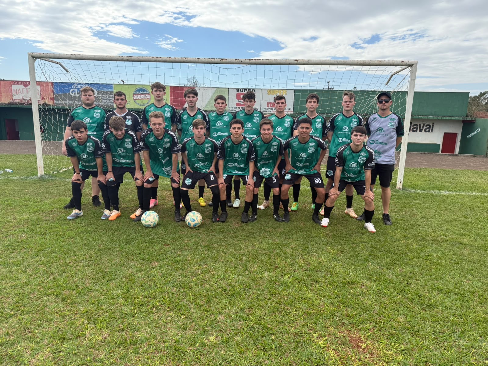 Água Verde na final do Sub-20 do Amador 2026 após goleada por 4 a 0