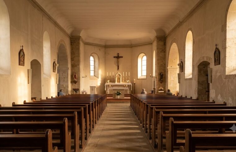 Fé Católica: Guia Completo de Sacramentos, Liturgia e Santos