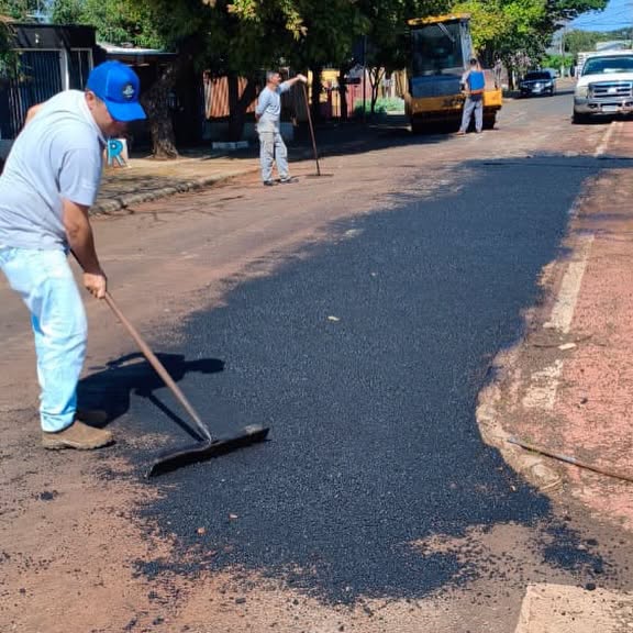 Operação tapa-buraco recupera vias em Santa Terezinha de Itaipu