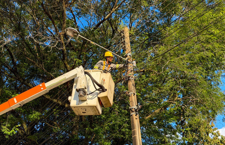 Iluminação Pública em Foz do Iguaçu: Acompanhe Obras Online