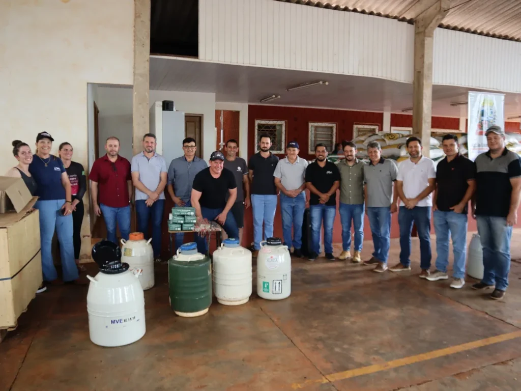 Entrega de Insumos Rurais em Capitão Leônidas Marques